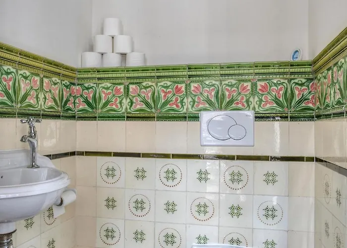 Edam Suites エダム