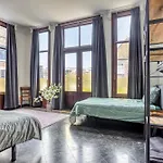 דירה Edam Suites אדם