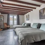 דירה Edam Suites *