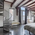 Edam Suites דירה