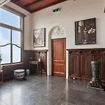 Edam Suites אדם